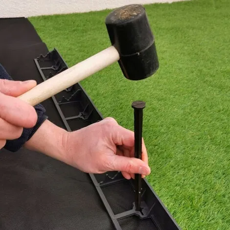 GT GARDEN Bordure De Jardin Droite Noire - 4,5 Cm X 1 Mètre Avec 5 Piquets D'ancrage 4 GT GARDEN Bordure De Jardin Droite Noire - 4,5 Cm X 1 Mètre Avec 5 Piquets D'ancrage – Image 4